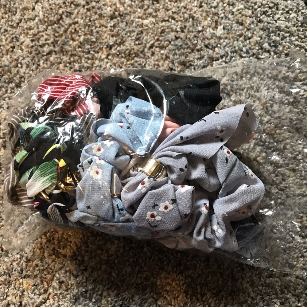 Bundle 2/$14 - Picture 3 of 4